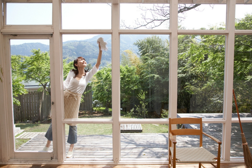 Comment nettoyer ses vitres, facilement et sans traces !